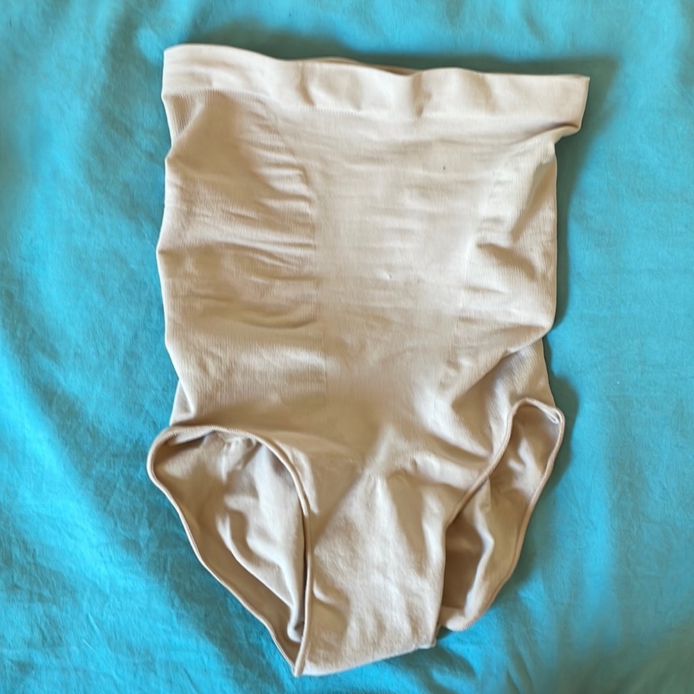 SKIMS Shapewear L/XL
